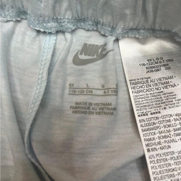 NWT Nike Youth Girls 2 Piece Short Set - Picture 6 of 7